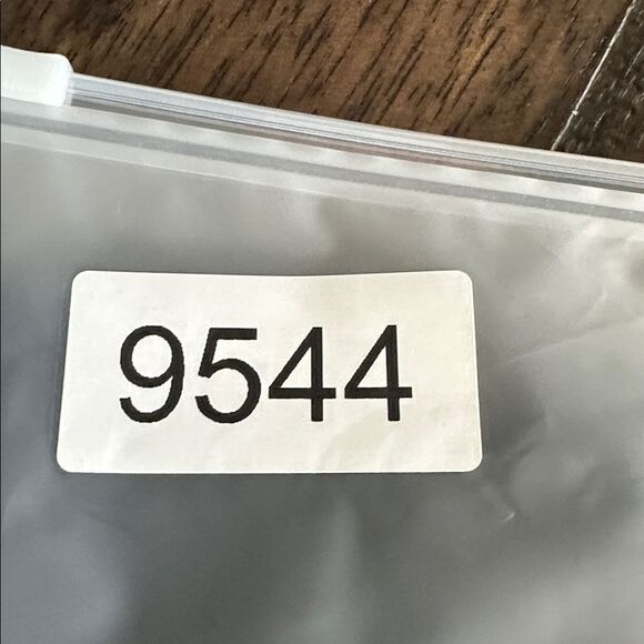 EUC Athleta Women’s Black Track Joggers Pants - Zip Pockets - Size XXS - Picture 9 of 9